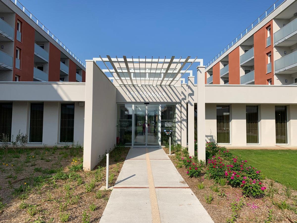Aparthotel Domitys Les Cepages Gaillac Exterior foto