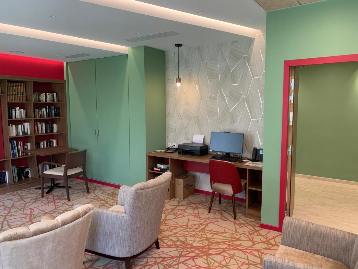 Aparthotel Domitys Les Cepages Gaillac Exterior foto