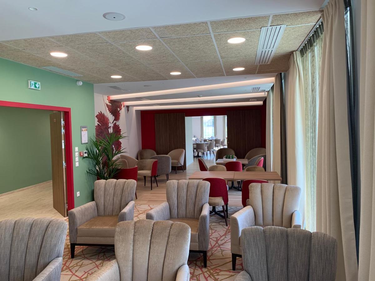 Aparthotel Domitys Les Cepages Gaillac Exterior foto
